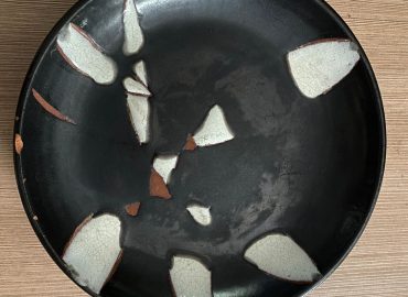 antika seramikler alıyoruz