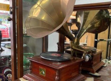 eski gramafon alıyoruz